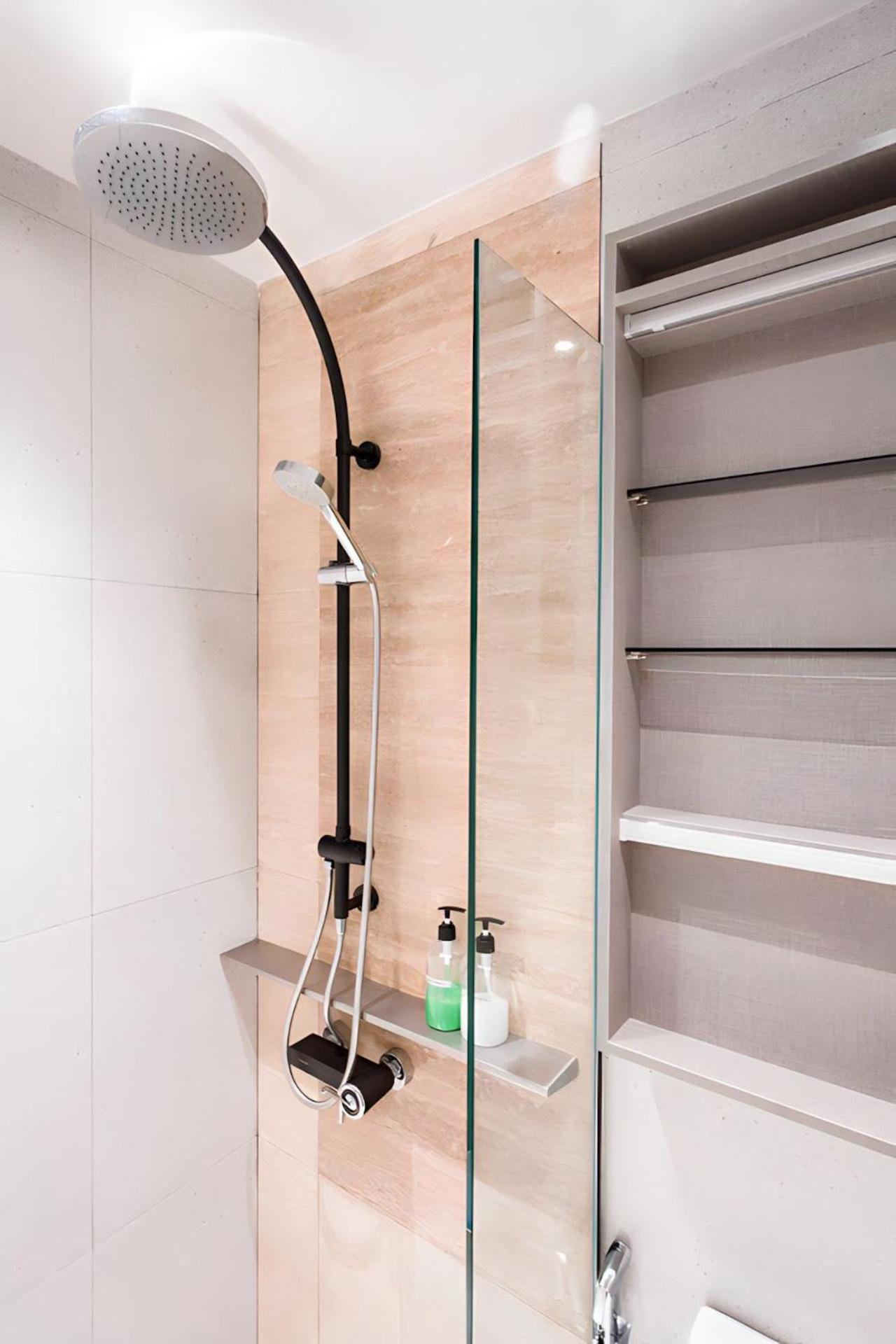 Expressionz By Gsuites Aparthotel
